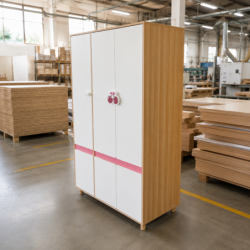 Детски Трикрилен Гардероб GINGER HOME CHERRY, с Рафтове, Лост за Закачалки и 6 Врати, Бяло, Розово и Натурално Дърво, 120х60х180 см - SRW-56 - изглед 14
                  